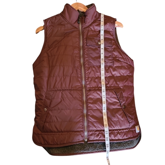 Women's Carhartt Reversible Rain & Wind Resistant Quilted Fleece Vest Wine Med - Picture 9 of 15